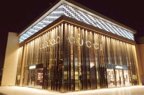 gucci - jeddah photos|Lights illuminate the Gucci Ltd. luxury store in the Boulevard mall .